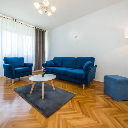 Nice Apartman